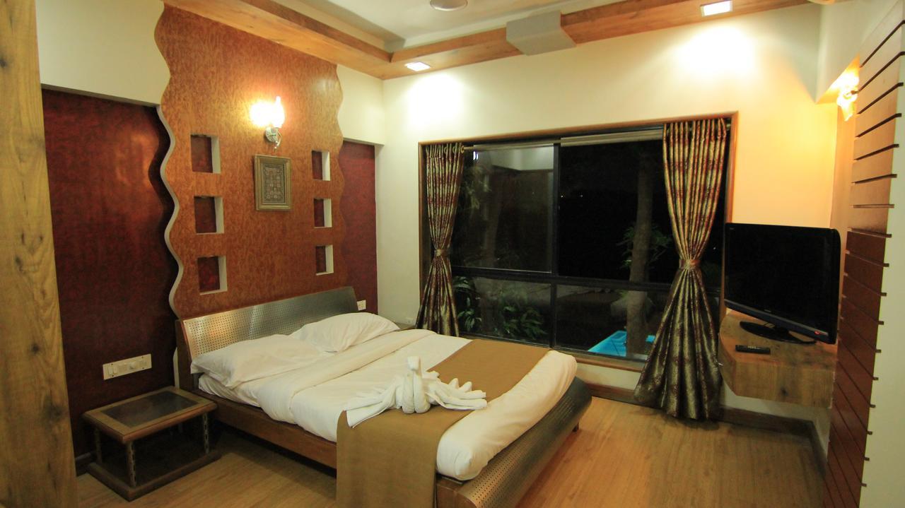 Mount View Executive Hotel พันช์กานี ภายนอก รูปภาพ