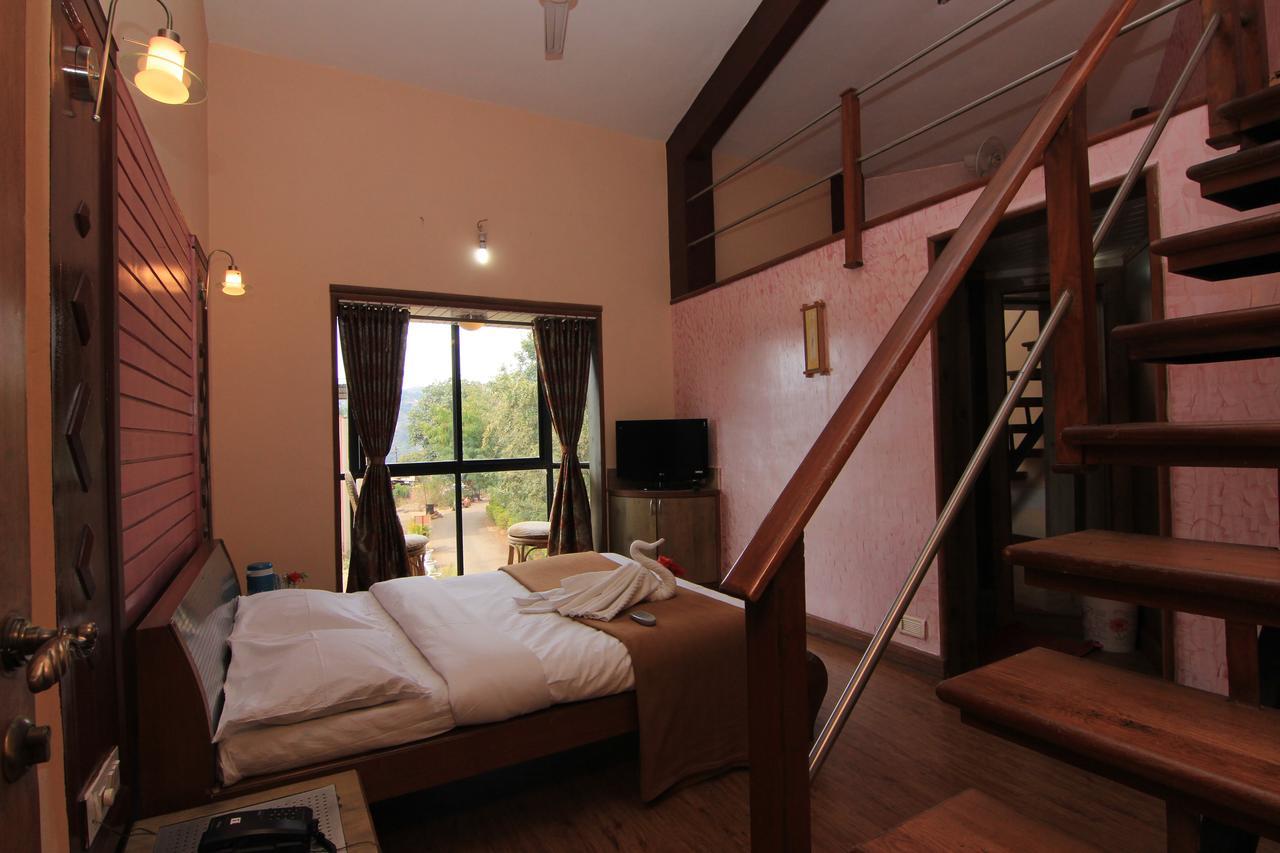 Mount View Executive Hotel พันช์กานี ภายนอก รูปภาพ